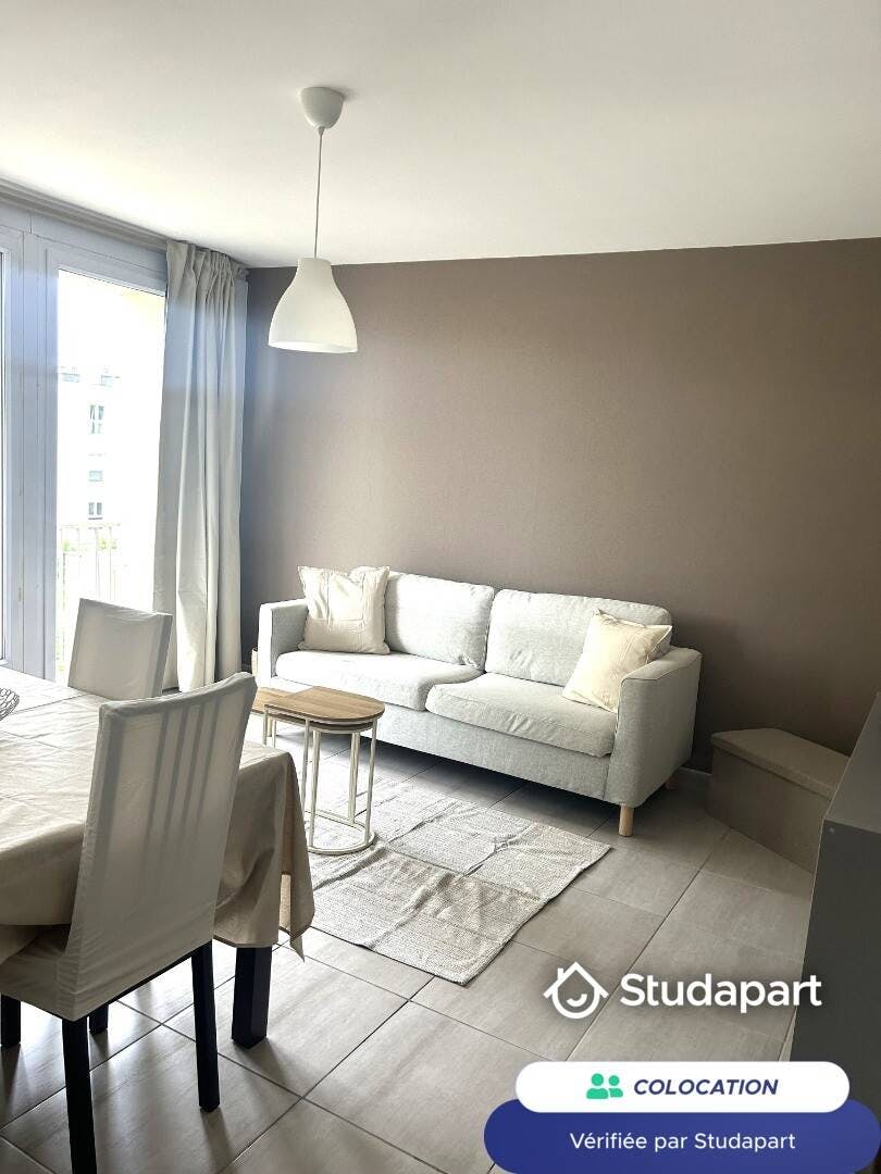 Private room for rent for €450 per month in Hérouville-Saint-Clair, Boulevard des Belles Portes