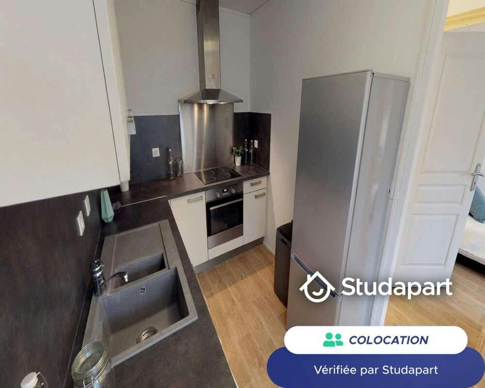 Private room for rent on Rue de Calais, Lille - Plus