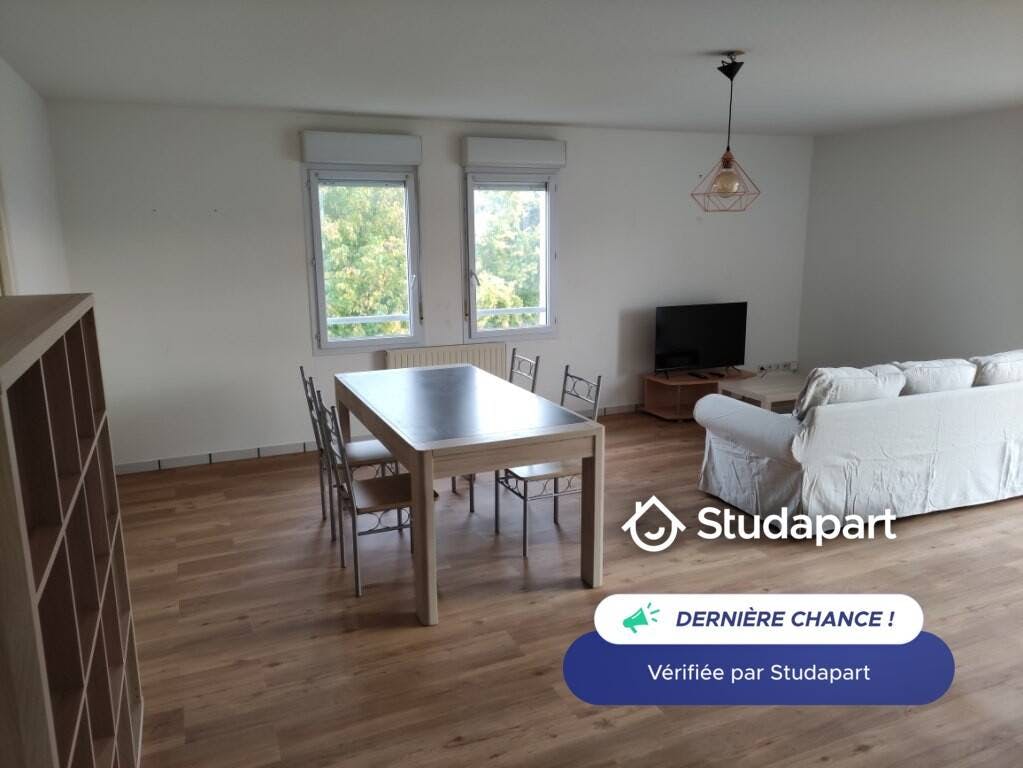 Wohnung zu mieten für 950 € pro Monat in Poitiers, Allée Danton