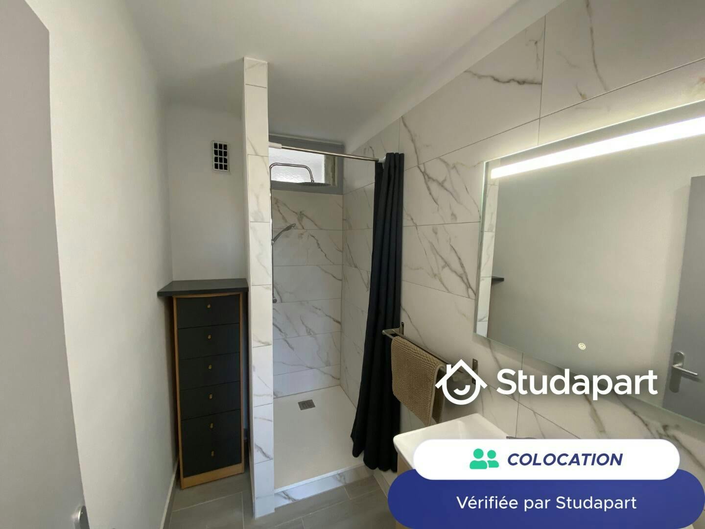 Private room for rent on Avenue du Maréchal Foch, Toulouse - Vue 4