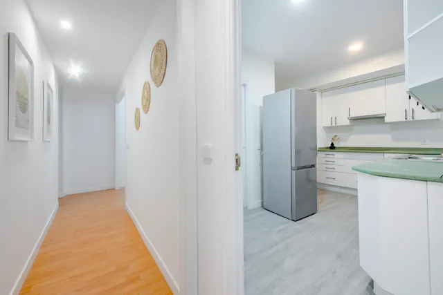 Private room in Calle de Biarritz, Madrid (1706665) room image 9