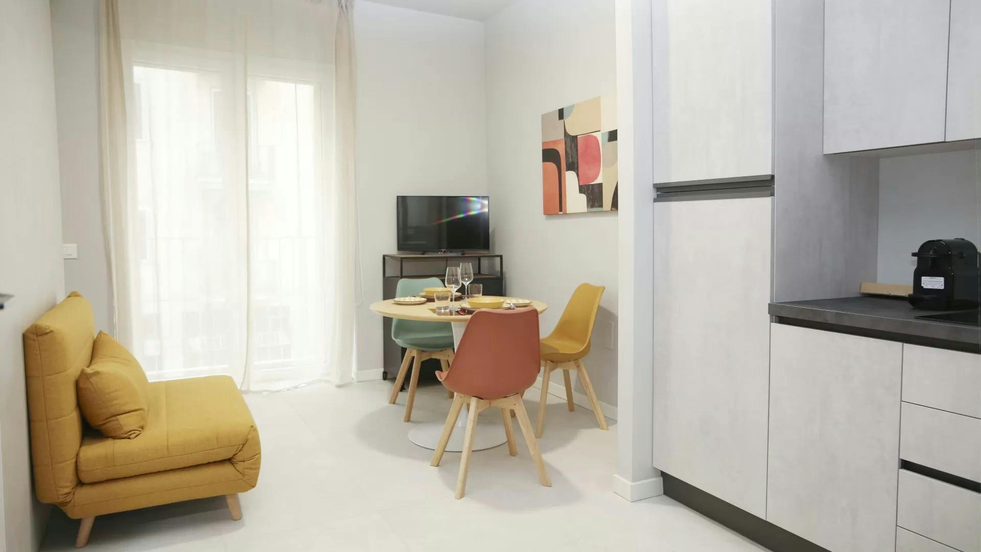 Studio à louer pour 1 000 000 €/mois à Milan, Via Ambrogio Binda
