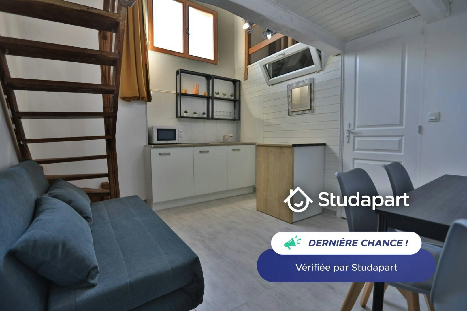 Appartement à louer pour 620 €/mois à Aix-en-Provence, Rue du Puits Neuf