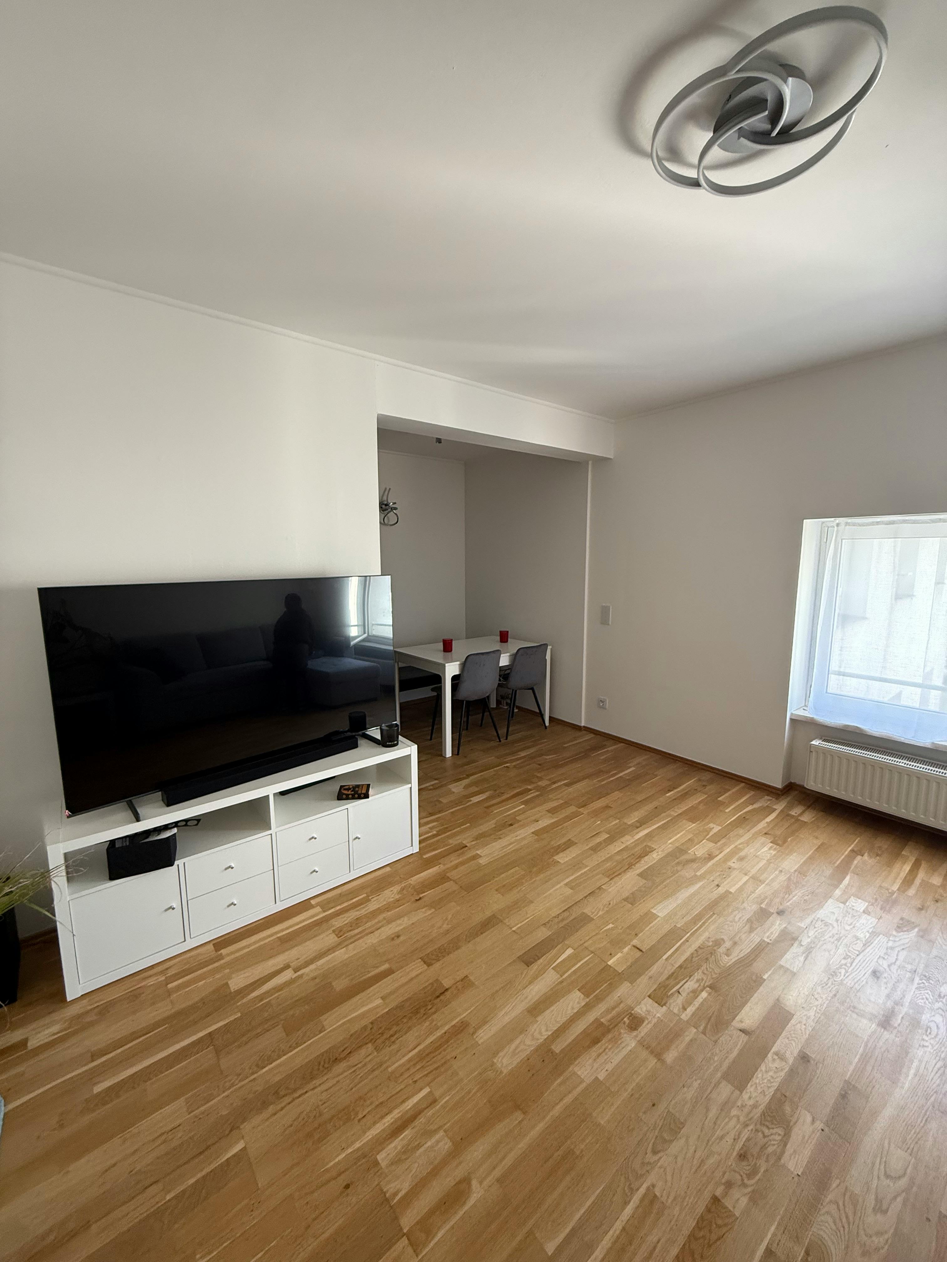 Schönbrunner Straße, Vienna preview
