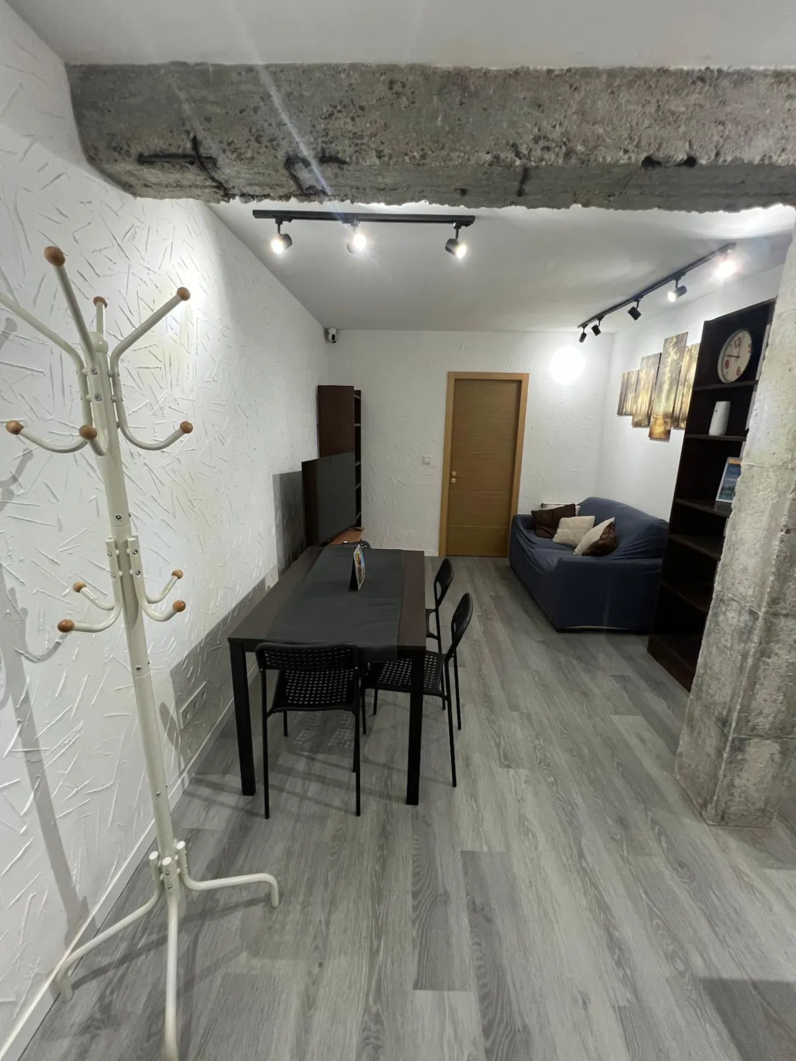 Calle de Villasandino, Madrid preview