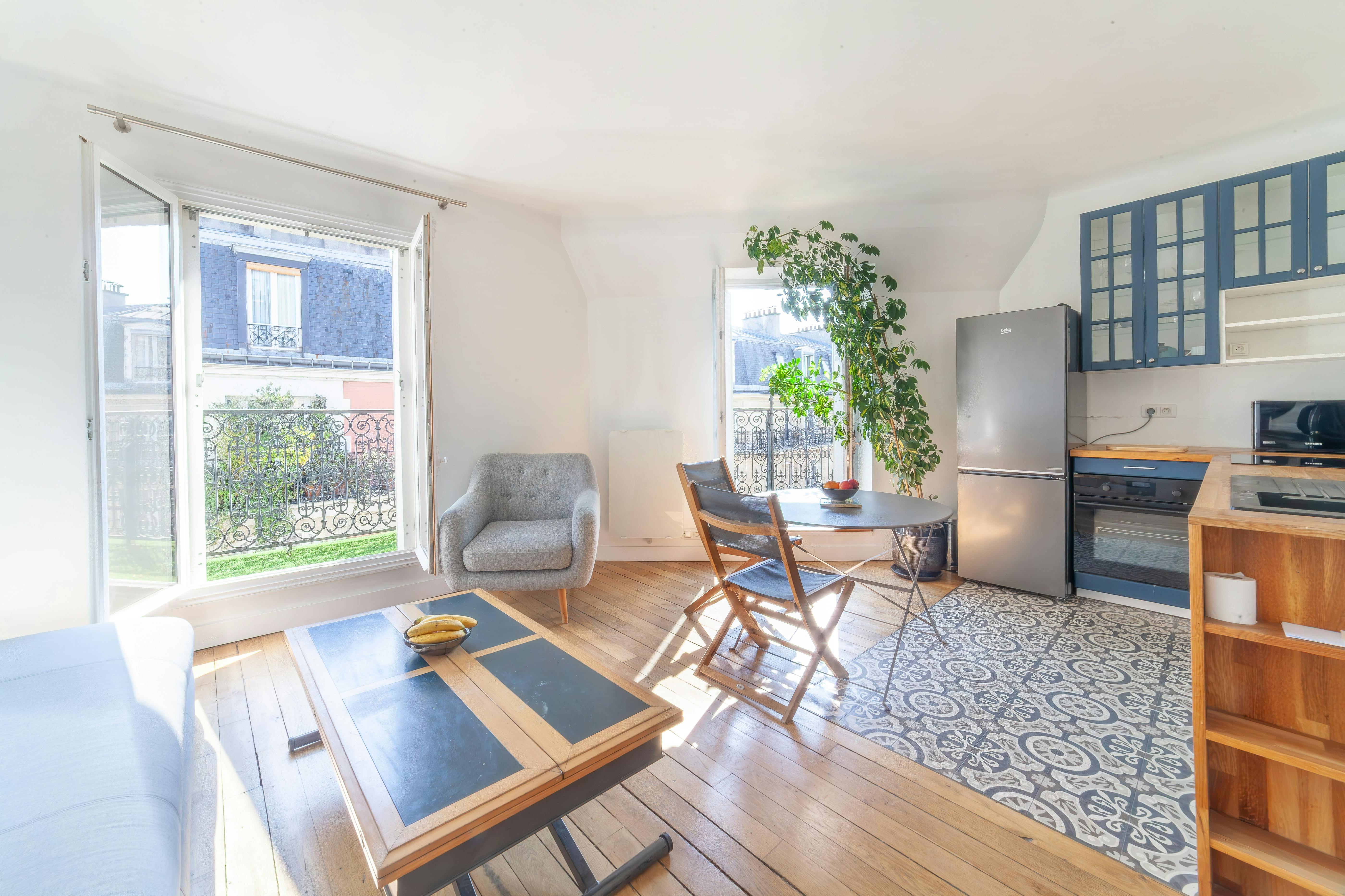 Appartement à louer pour 2 770 €/mois à Paris, Rue Malus