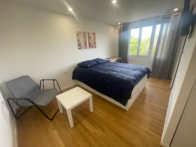 Private room in Rue du Perreux, Argenteuil (1707102) room image 1