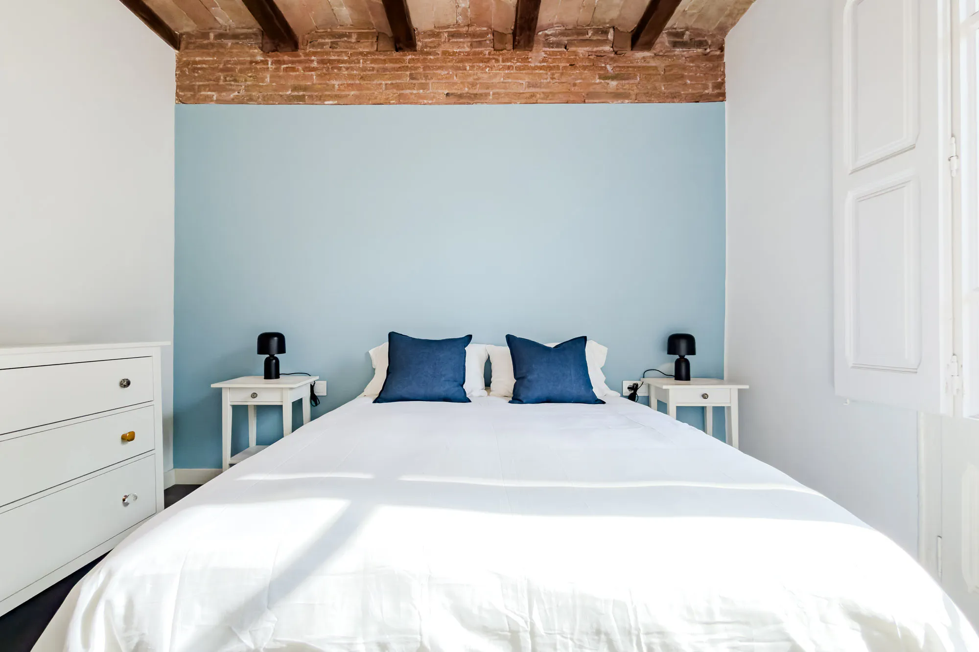 1-Bedroom Apartment in Carrer del Poeta Cabanyes, Barcelona (1707132) ROOM 1