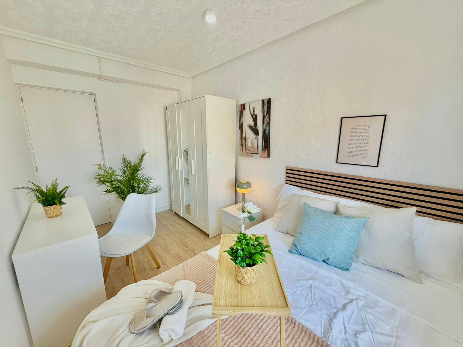 Habitación compartida en alquiler por 489 € al mes en Alicante, Avinguda Novelda