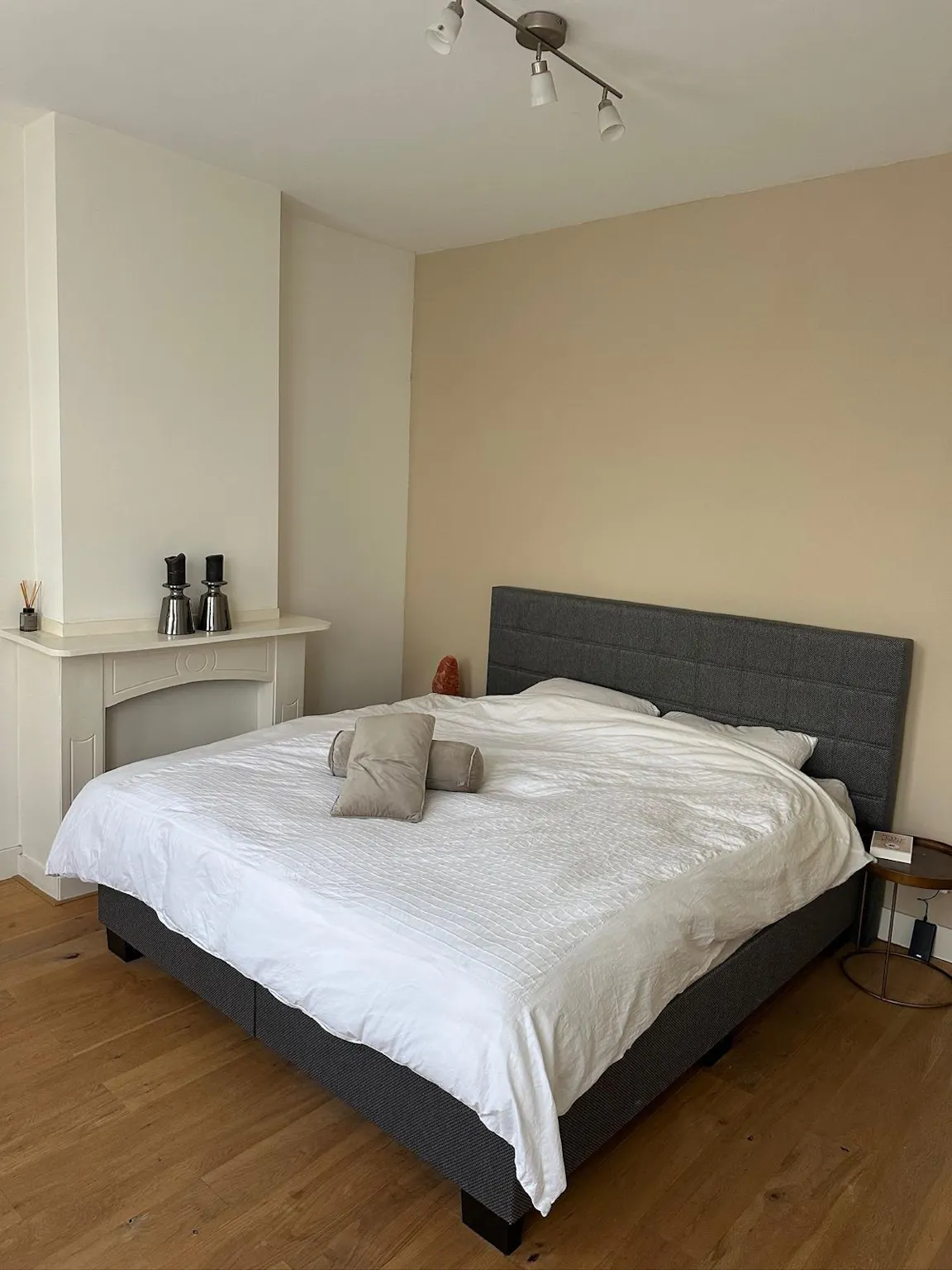 2-Bedroom Apartment in Prins Hendrikstraat, The Hague (1707202) ROOM 2