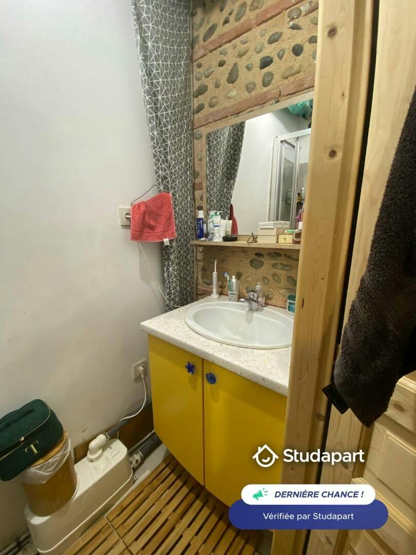 Private room for rent on Rue de la Concorde, Toulouse - Vue 5