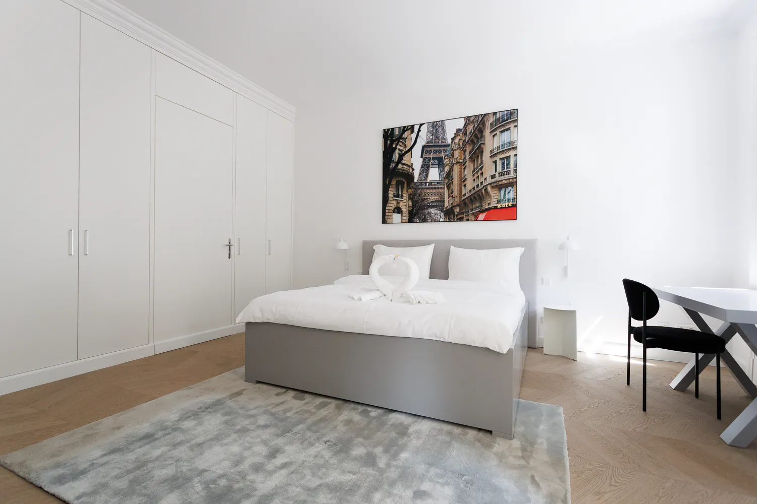 2-Bedroom Apartment in Hockegasse, Vienna 4