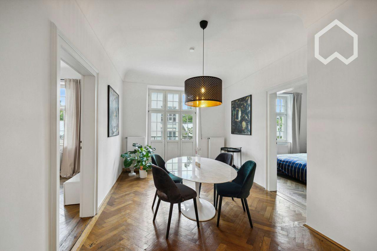 Apartment in Paris, Quartier Necker - More