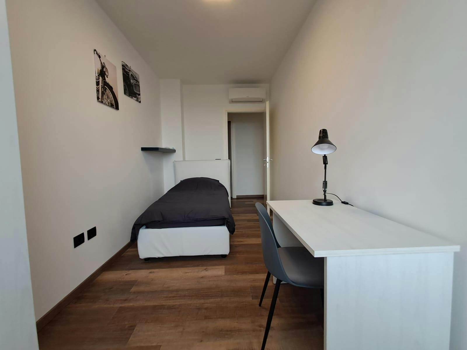 Single room Padova, 1 bed, 12m² — photo 1