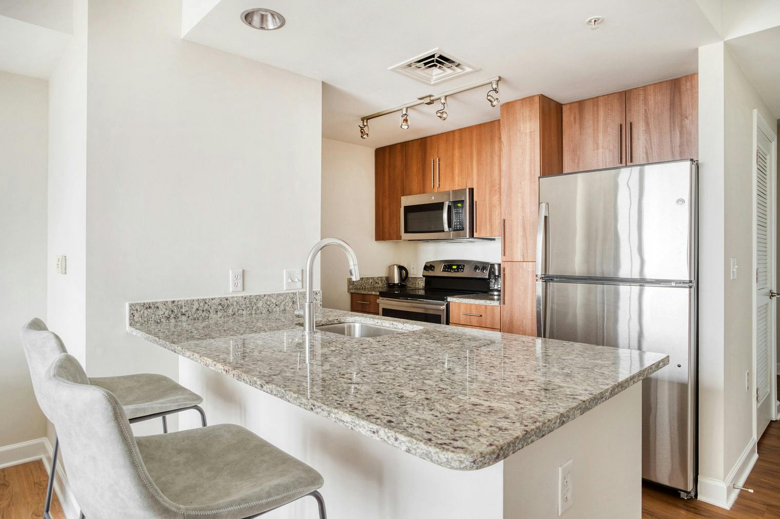 Apartment Washington, D.C., 1 bed — photo 6