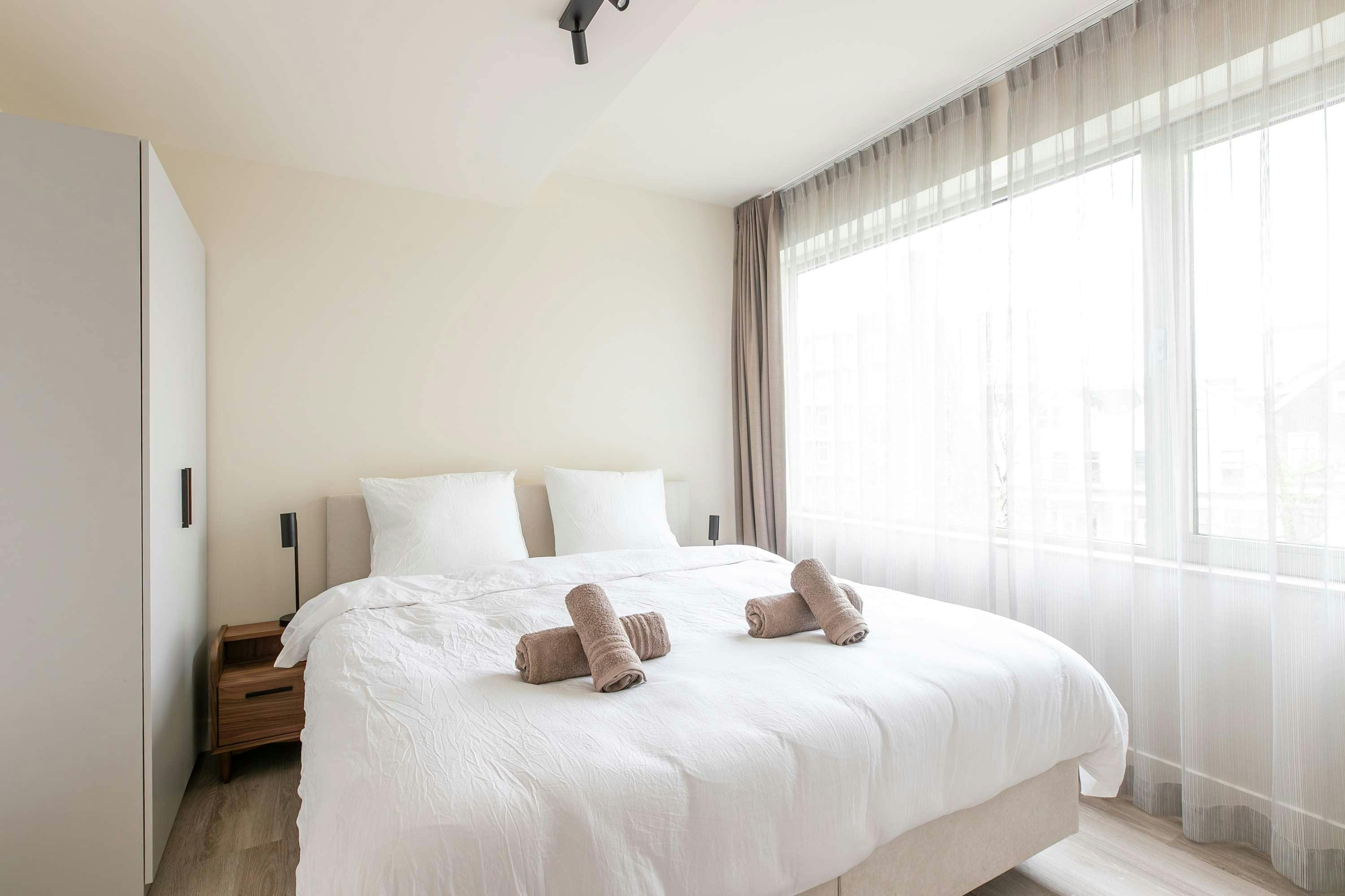 Wohnung zu mieten für 3.488 € pro Monat in Rotterdam, Mathenesserlaan