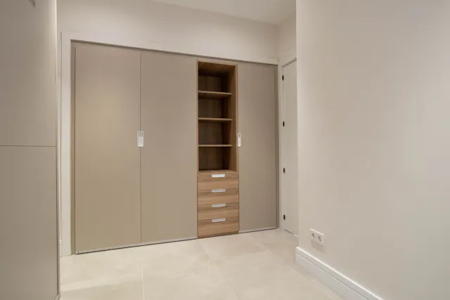 2-Bedroom Apartment in Calle de la Infanta María Teresa, Madrid (1707655) room image 60