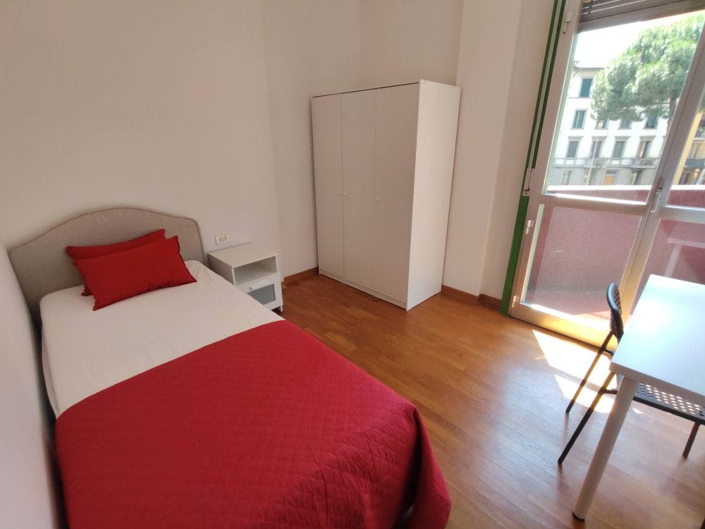 Private room for rent for €600 per month in Florence, Via del Ponte all'Asse
