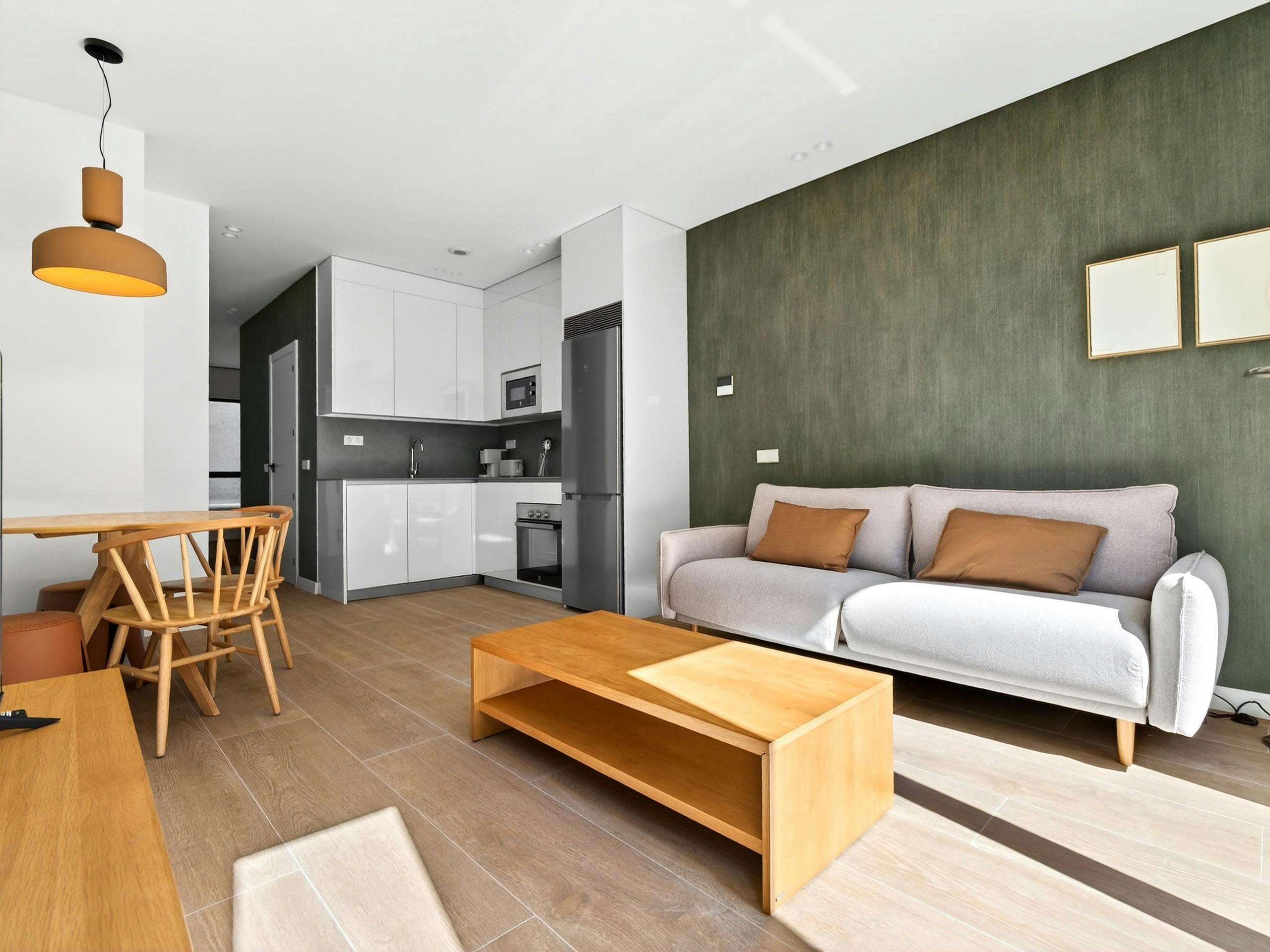 Calle de Anzuola, Madrid preview