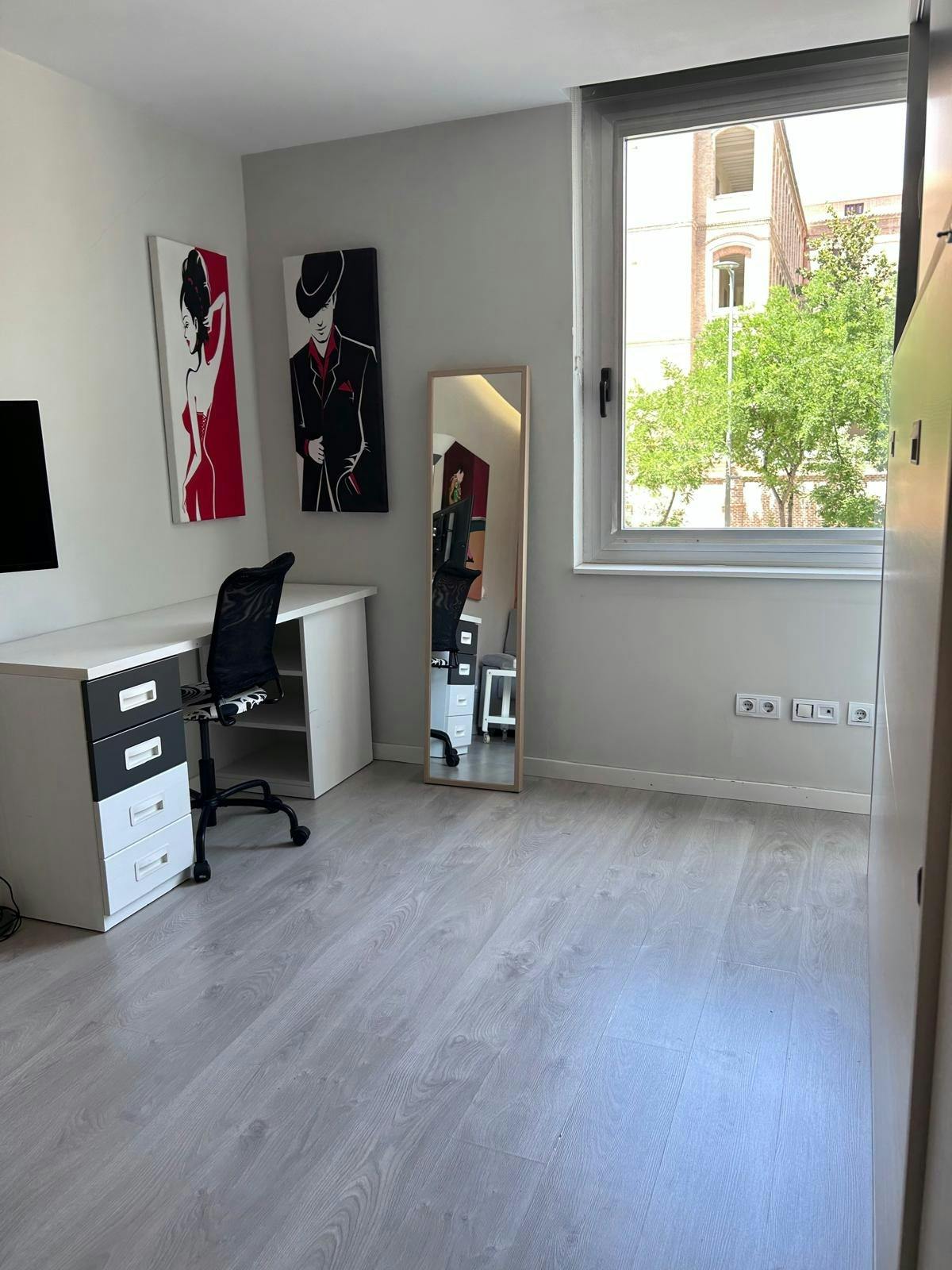 preview gallery tile