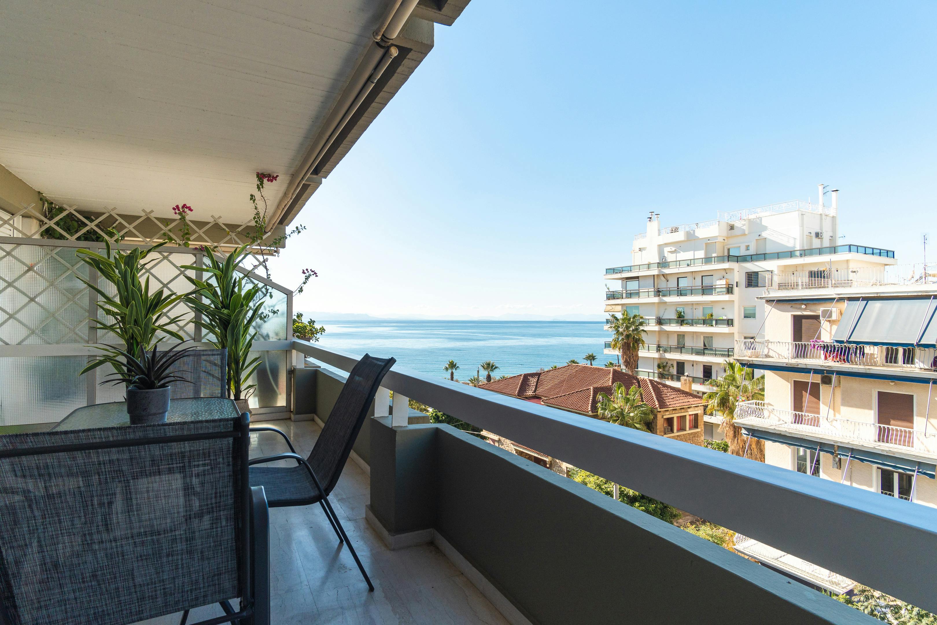 Thiseos, Paleo Faliro preview