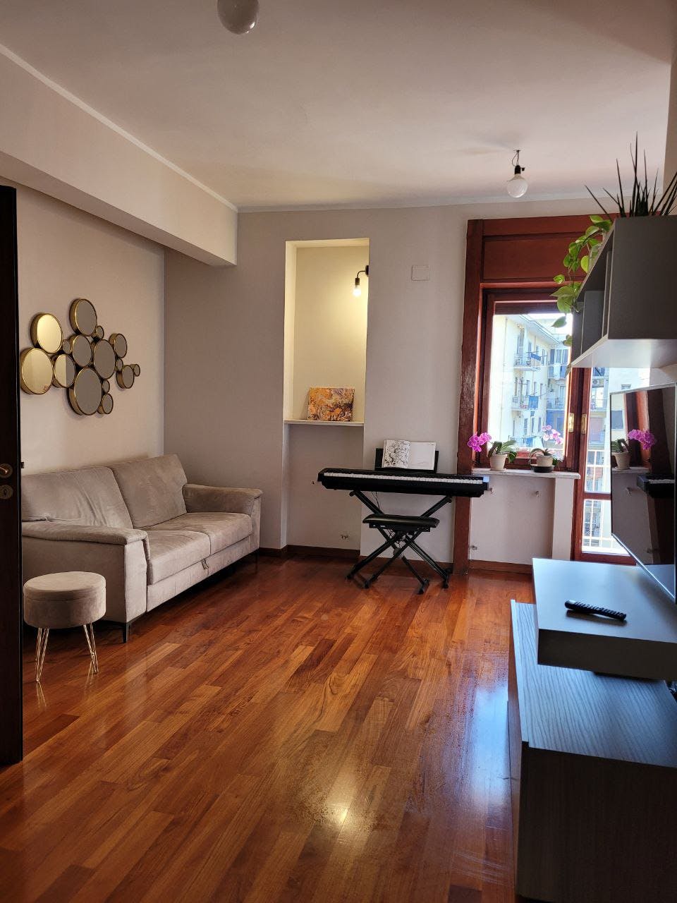 私人房间 正在以 €450 的月租出租，其位于 Naples, Via Arenaccia