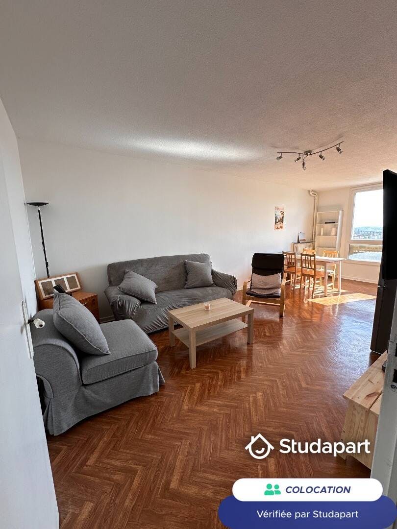 Private room for rent on Rue Philippe Fabia, Lyon