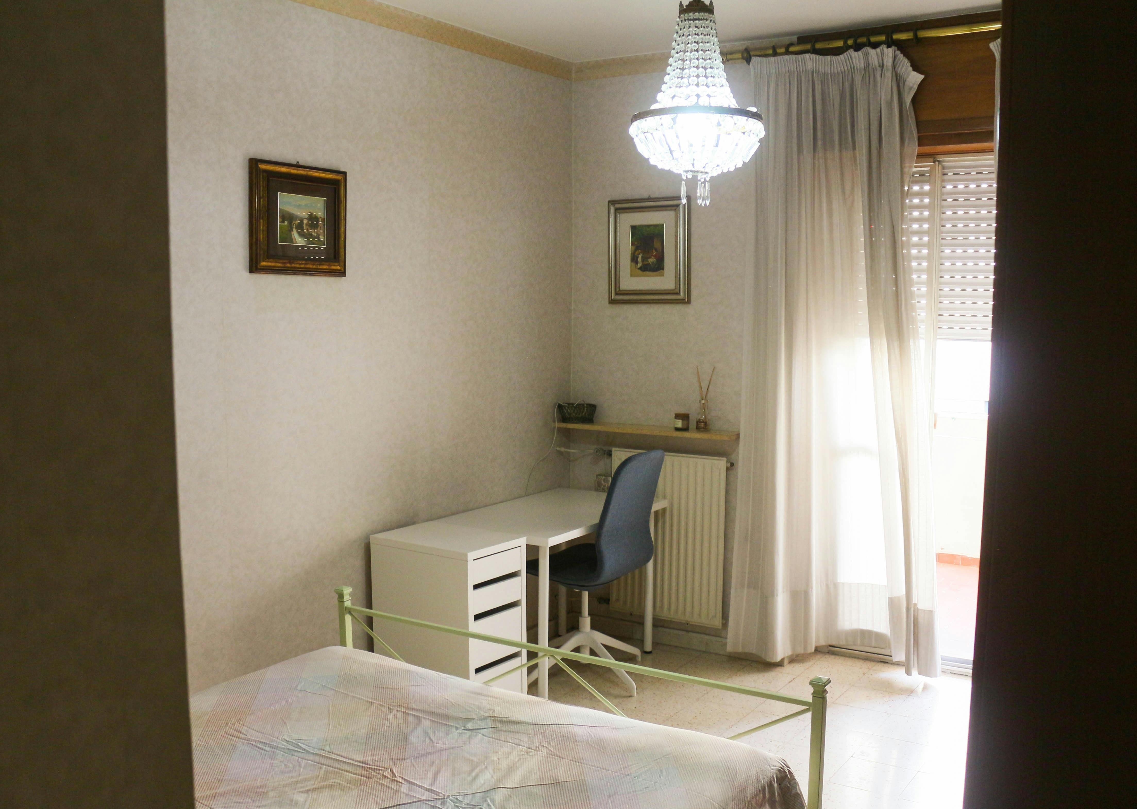 Single room Rome, 1 bed, 18m² — photo 1