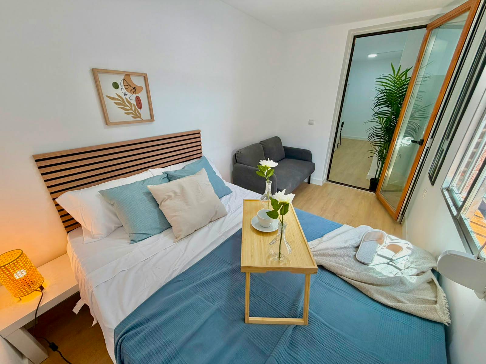 Double room Leganés, 1 bed, 15m² — photo 1