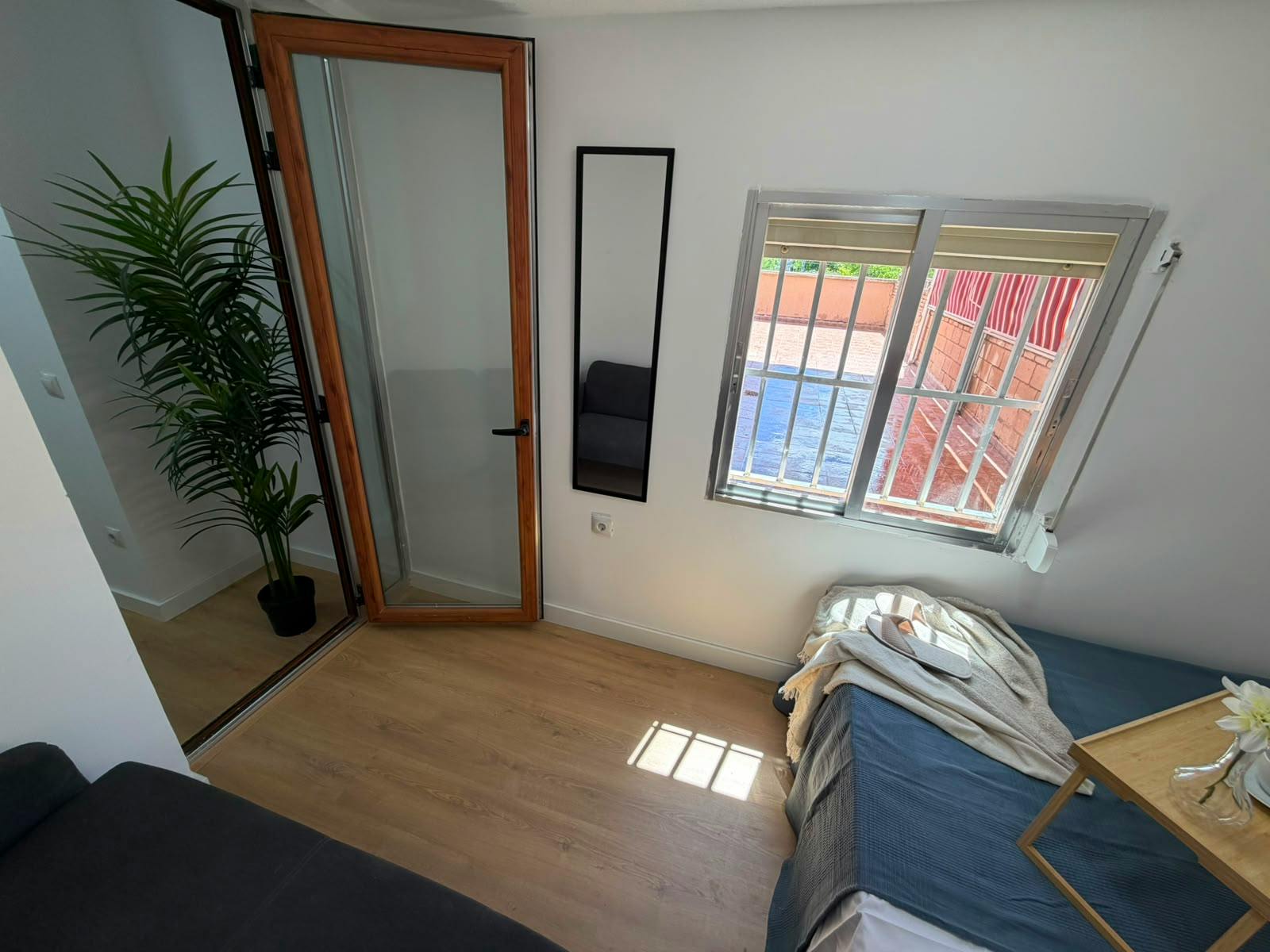 Double room Leganés, 1 bed, 15m² — photo 4