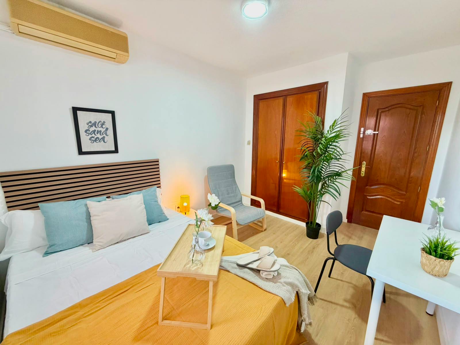 Double room Leganés, 1 bed, 15m² — photo 1