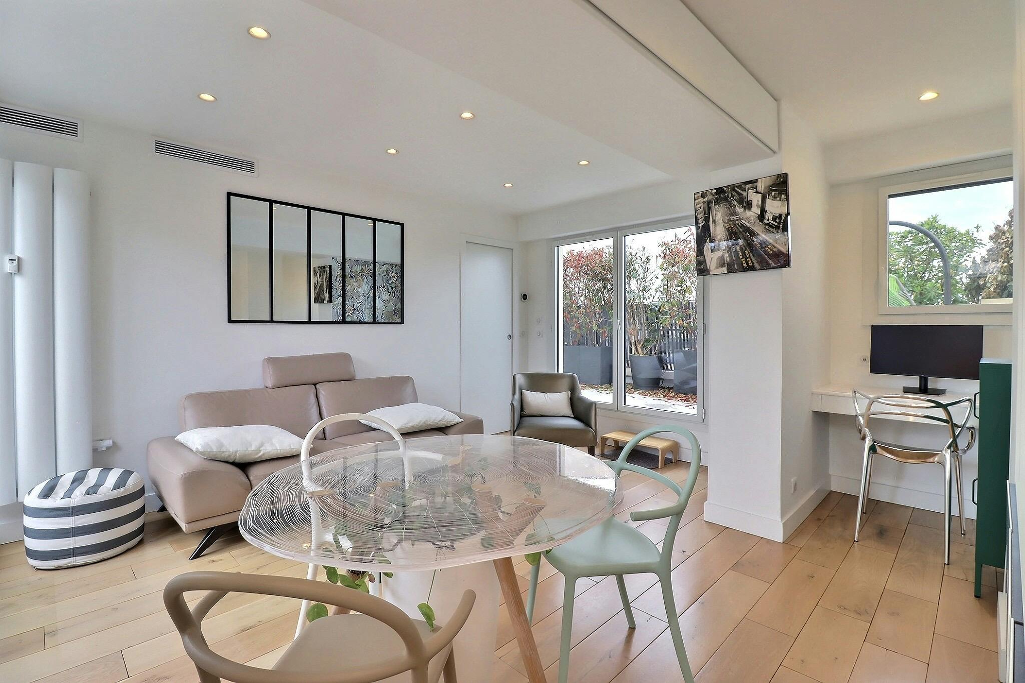 Rue Lauriston, Paris preview