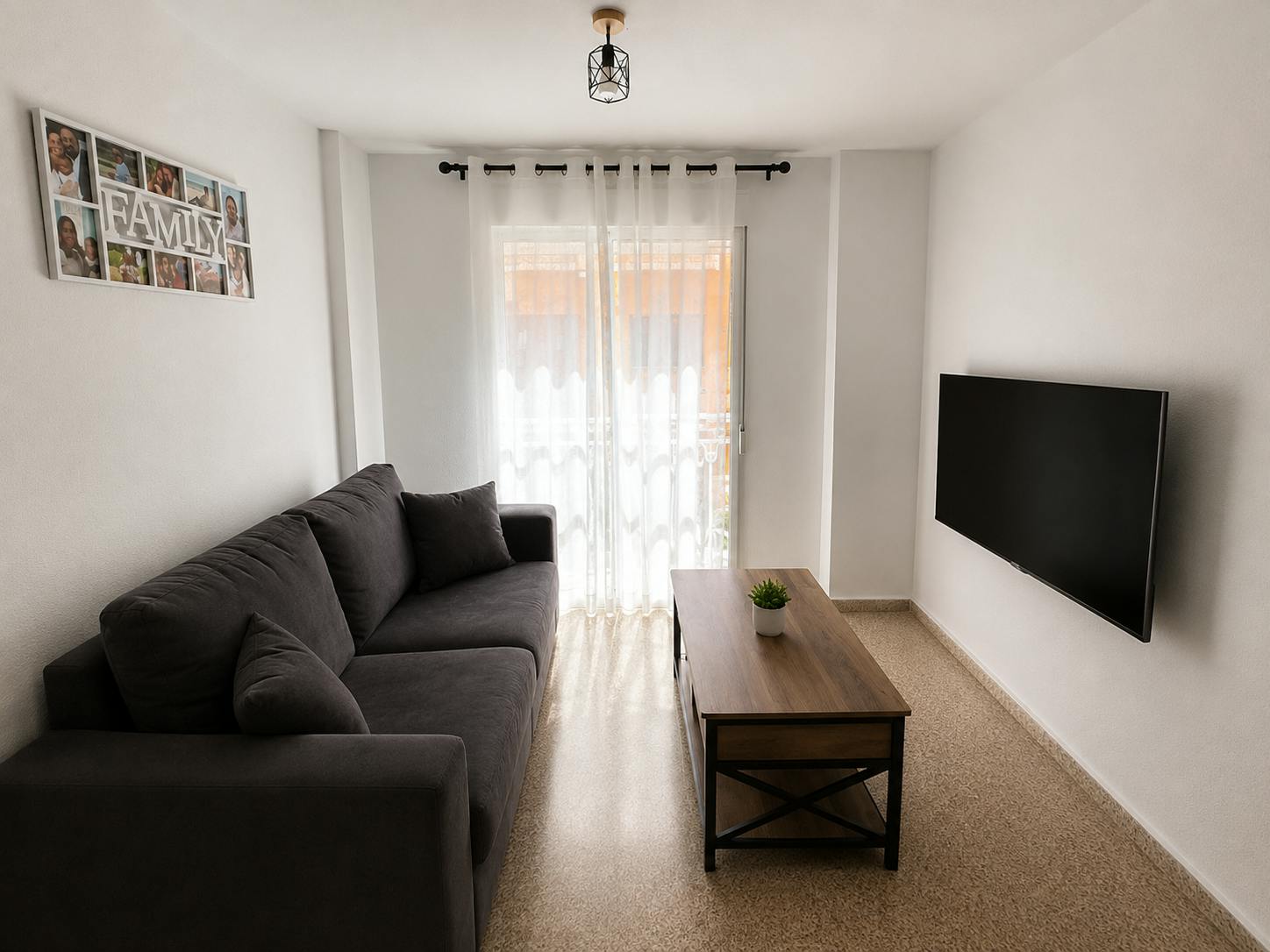 Apartamento en alquiler por 1800 € al mes en Alicante, Calle de Donoso Cortés