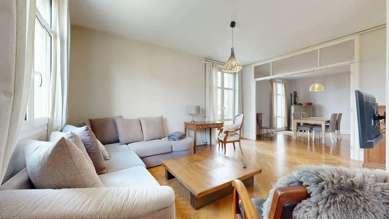 Chambre à Sathonay-Camp