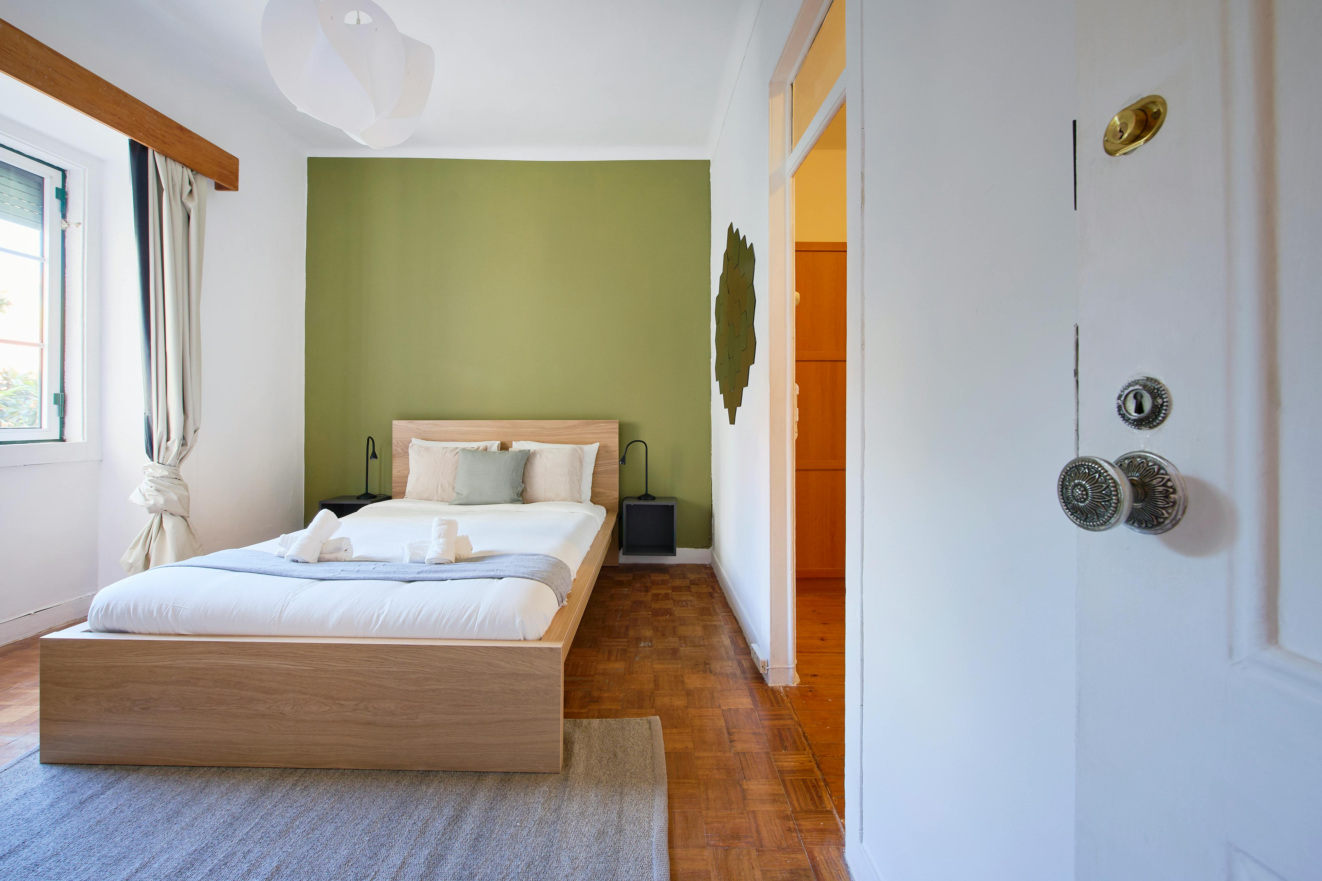 Rua dos Poiais de São Bento, Lisbon preview