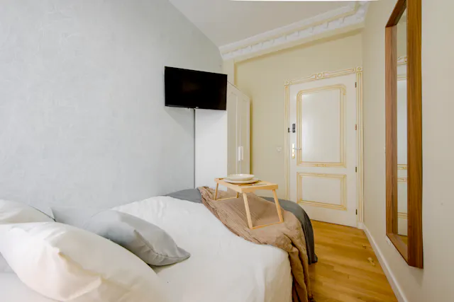 Private room in Plaza de Manuel Becerra, Madrid (1709396) room image 2
