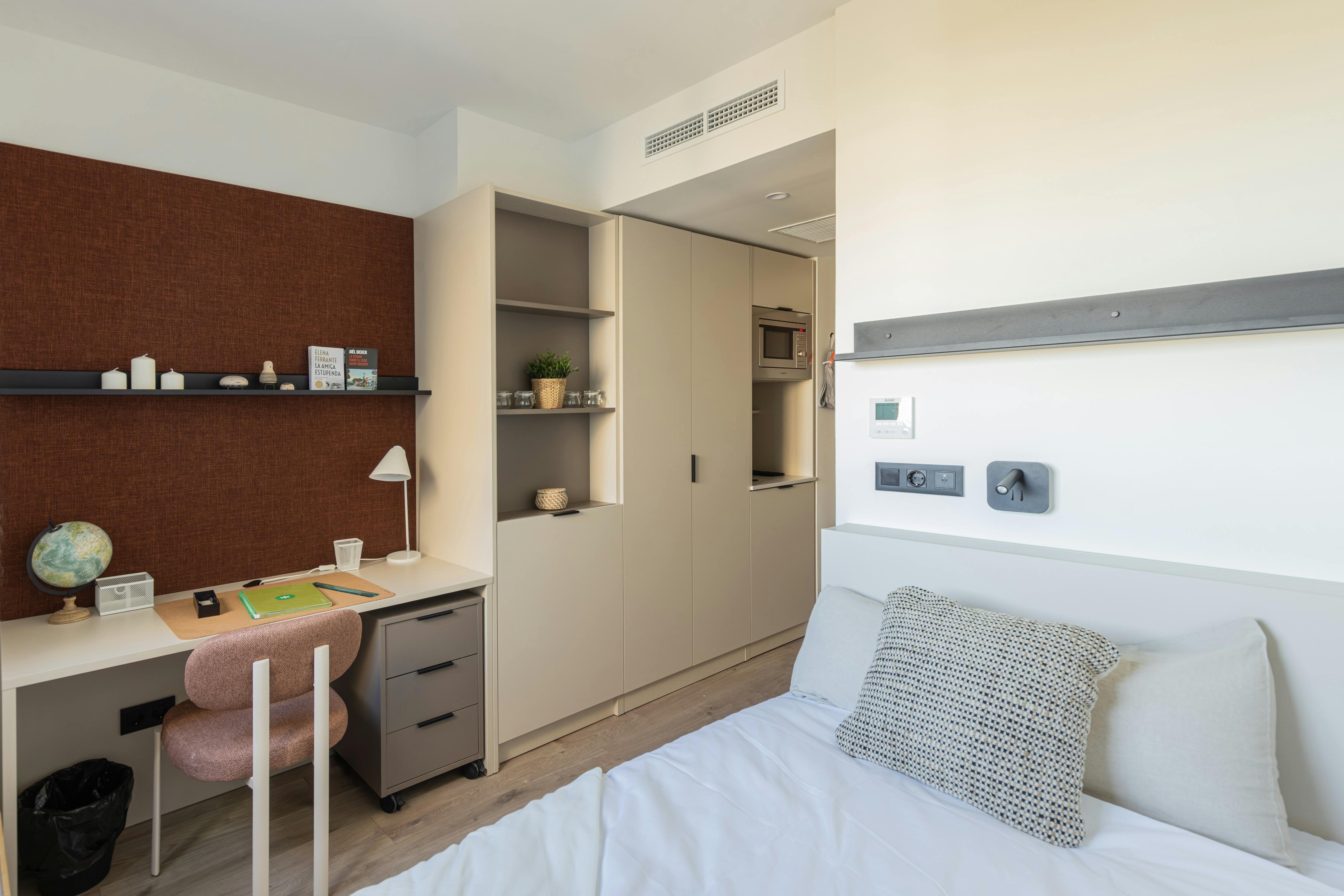Studio for rent for €1,066 per month in Madrid, Carretera de Colmenar