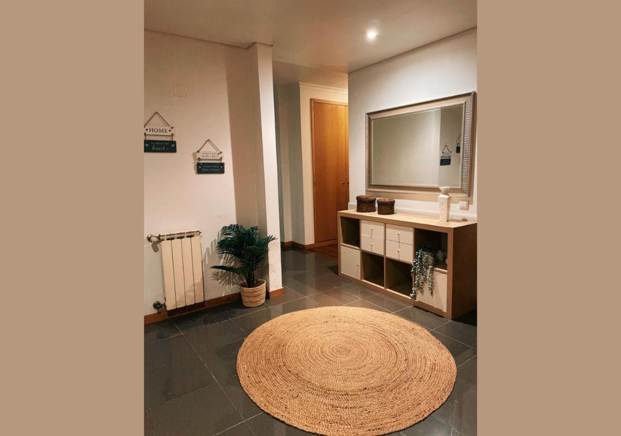 Apartamento en alquiler por 1800 € al mes en Campo, Rua Manuel de Arriaga