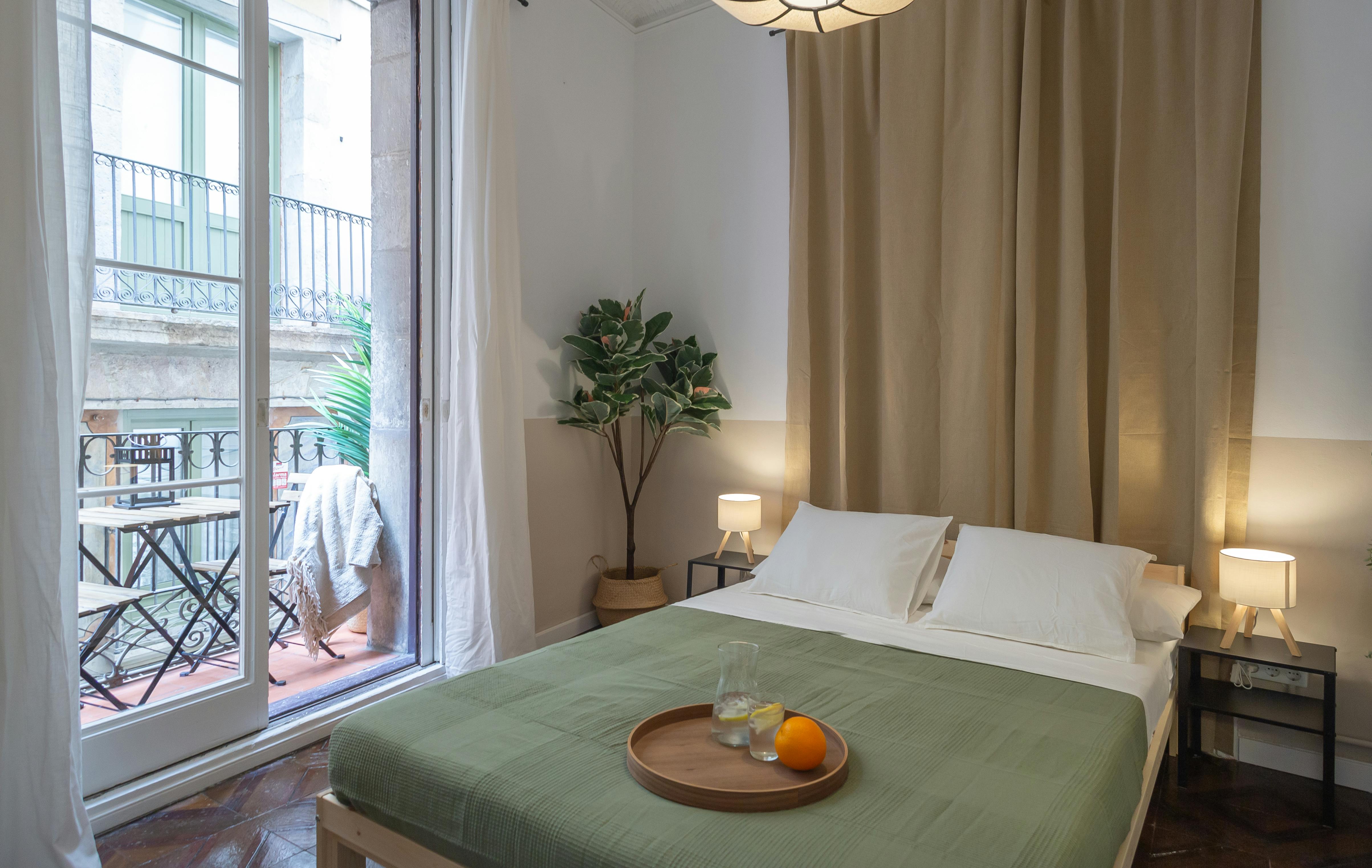 Carrer dels Mirallers, Barcelona preview