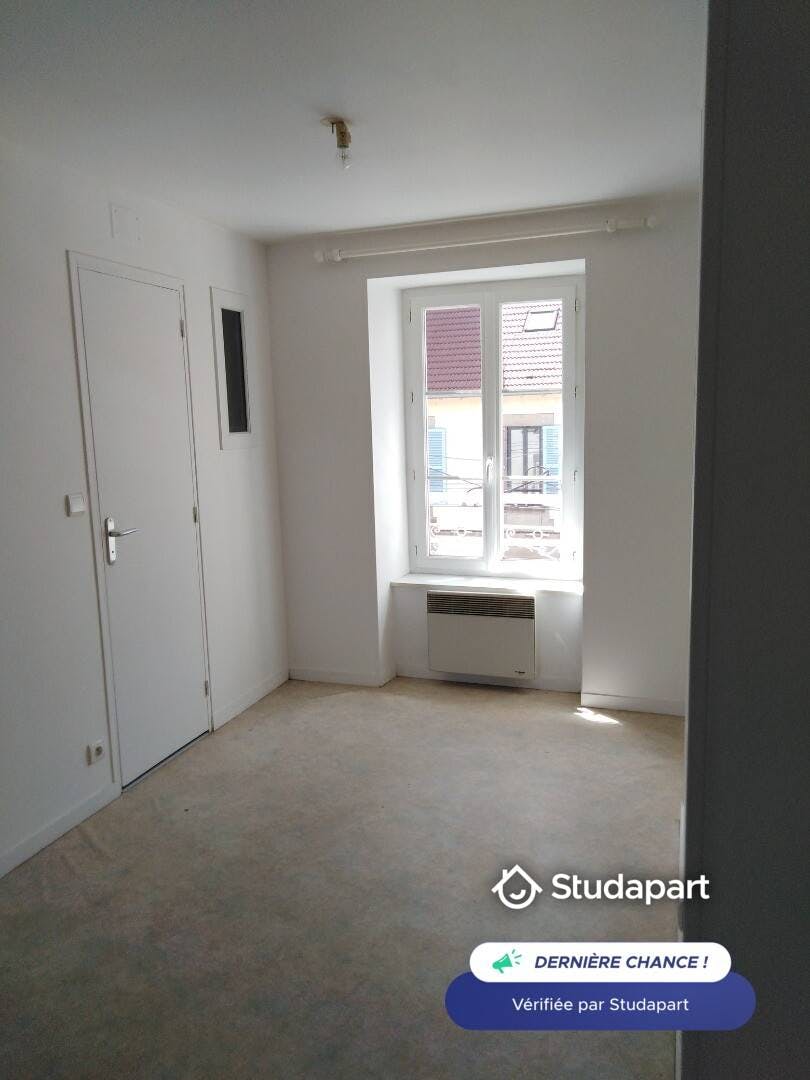 Lägenhet att hyra för 310 € i månaden i Limoges, Rue François Chénieux