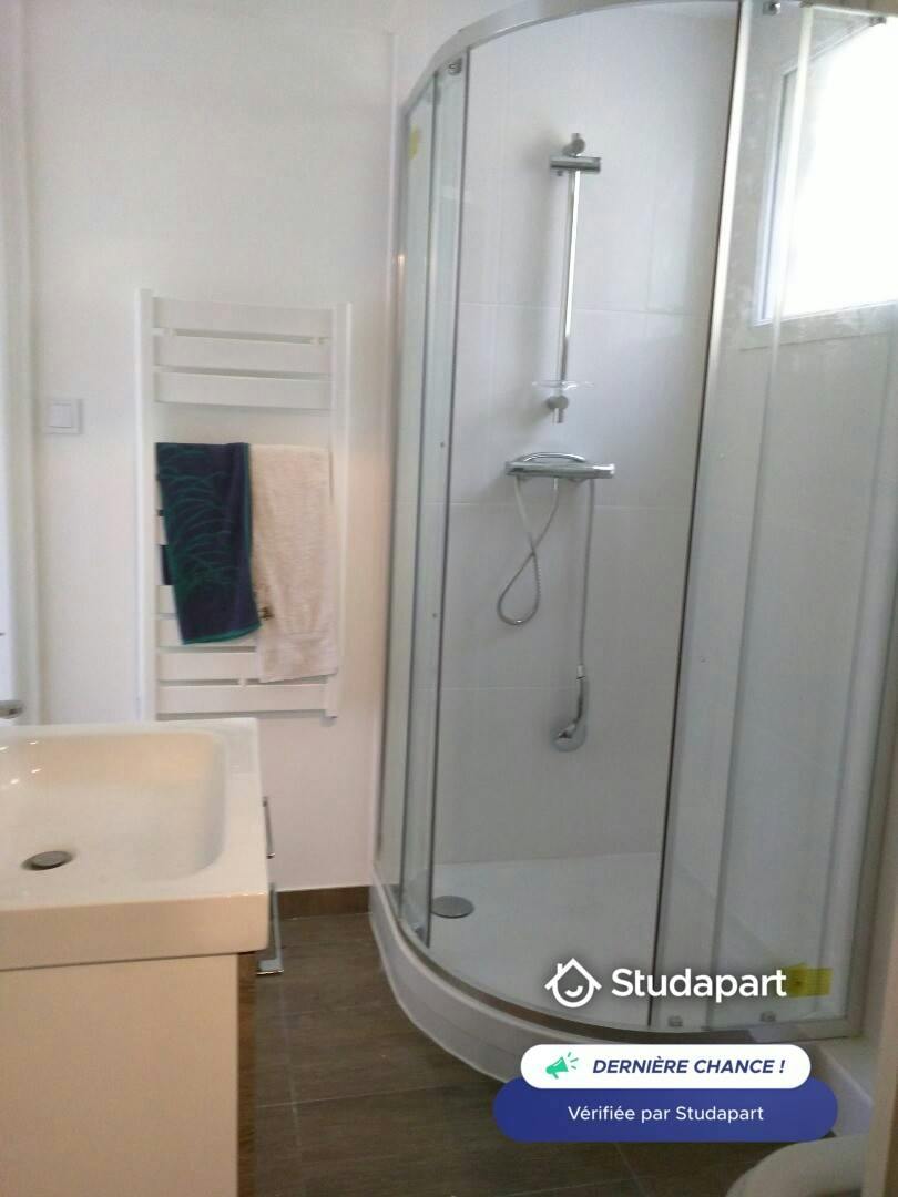 Apartment in Chaville - View 3