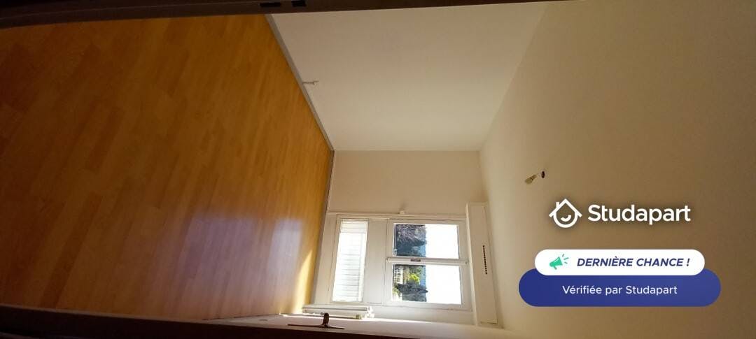 Apartment for rent for €1,200 per month in Marseille, Boulevard des Alpes