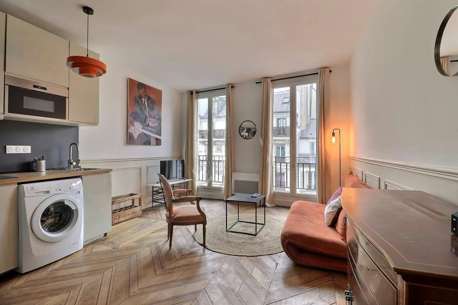 Rue du Faubourg Saint-Martin, Paris preview