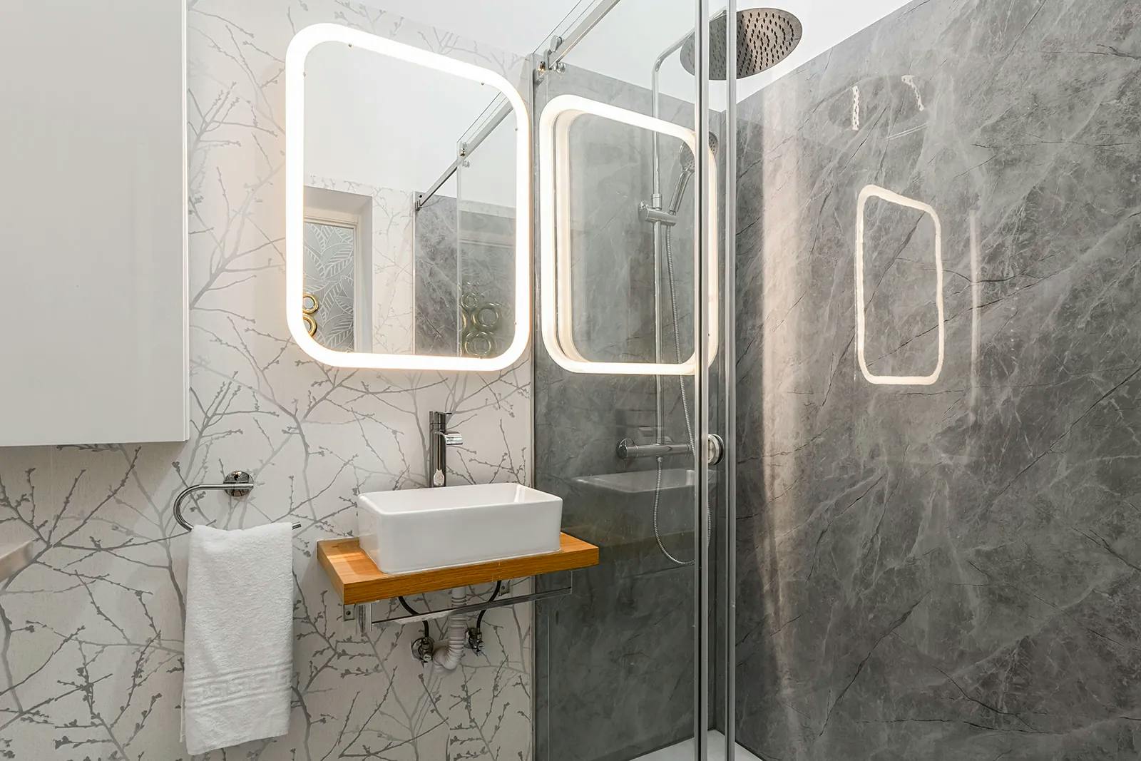 preview gallery tile