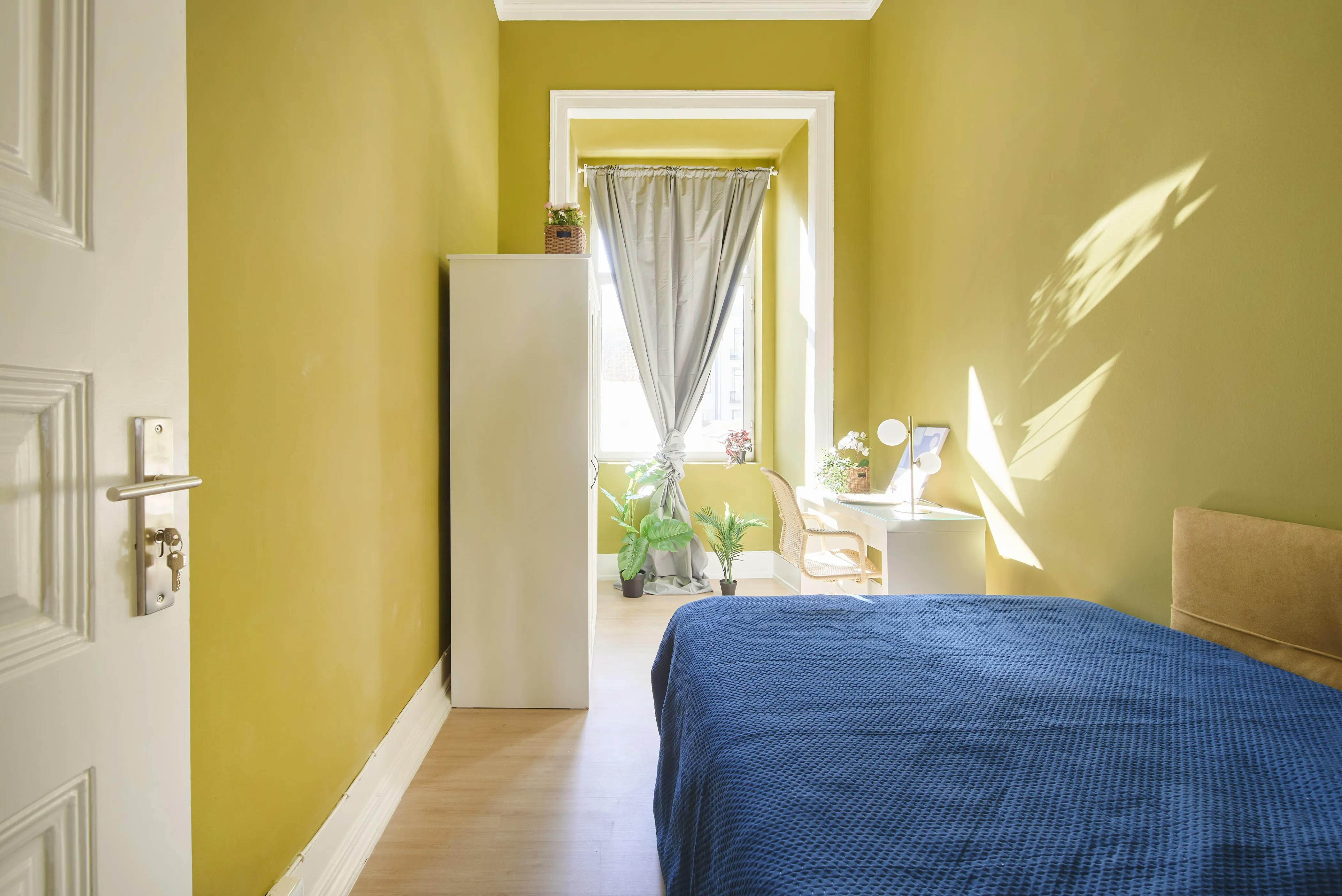 Largo Vitorino Damásio, Lisbon preview