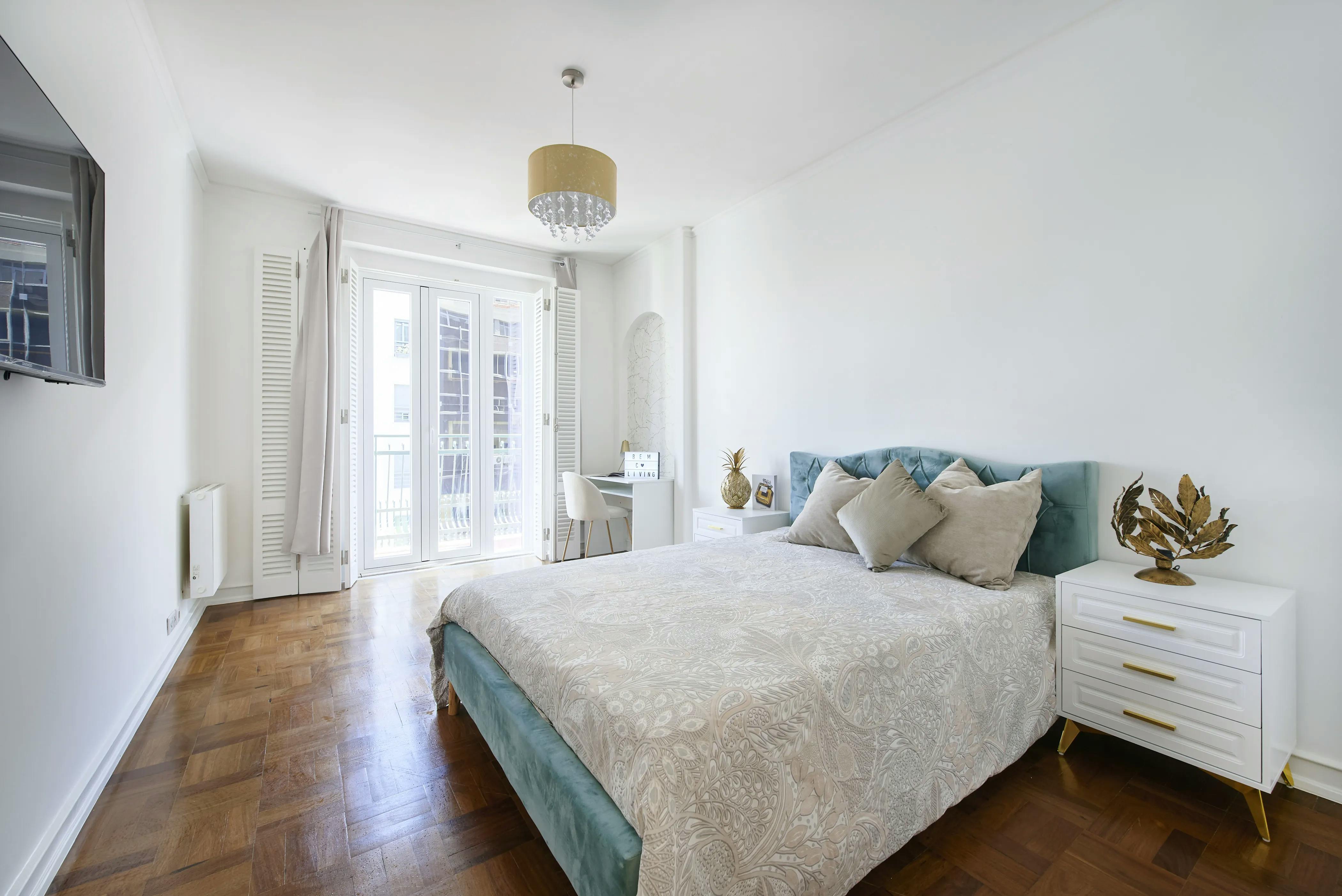 Avenida Barbosa du Bocage, Lisbon preview