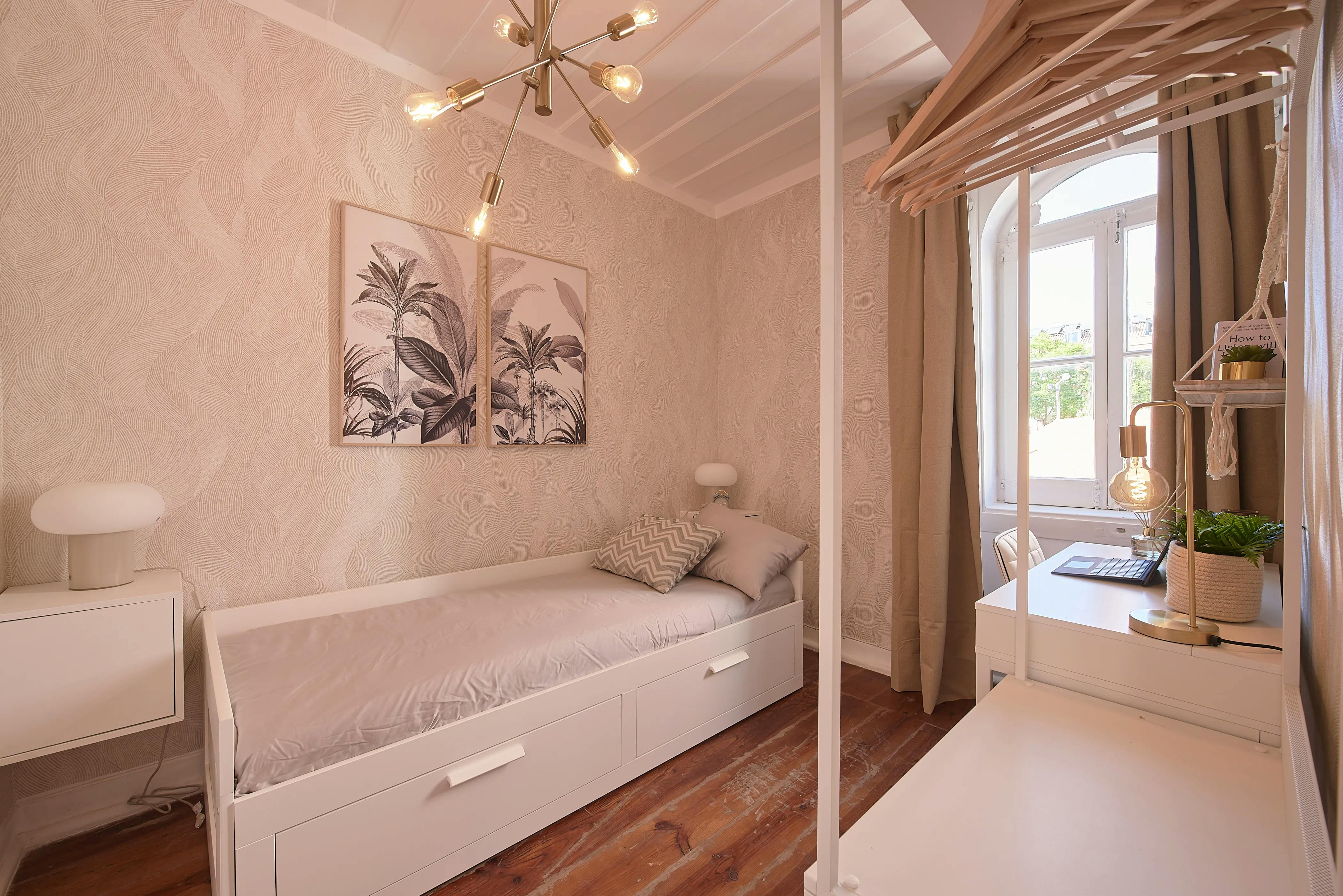 Largo Domingos Tendeiro, Lisbon preview
