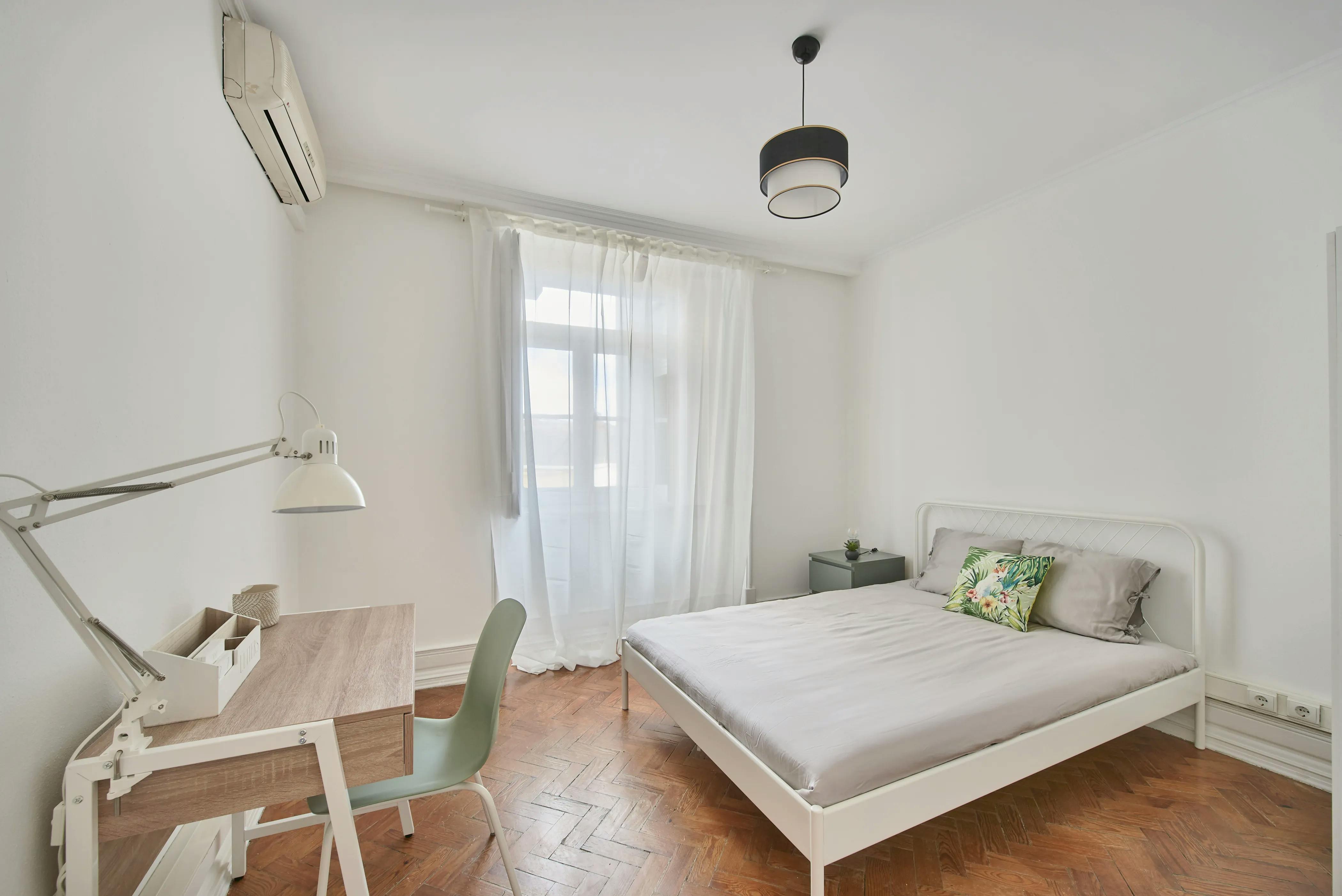 Rua Castilho, Lisbon preview