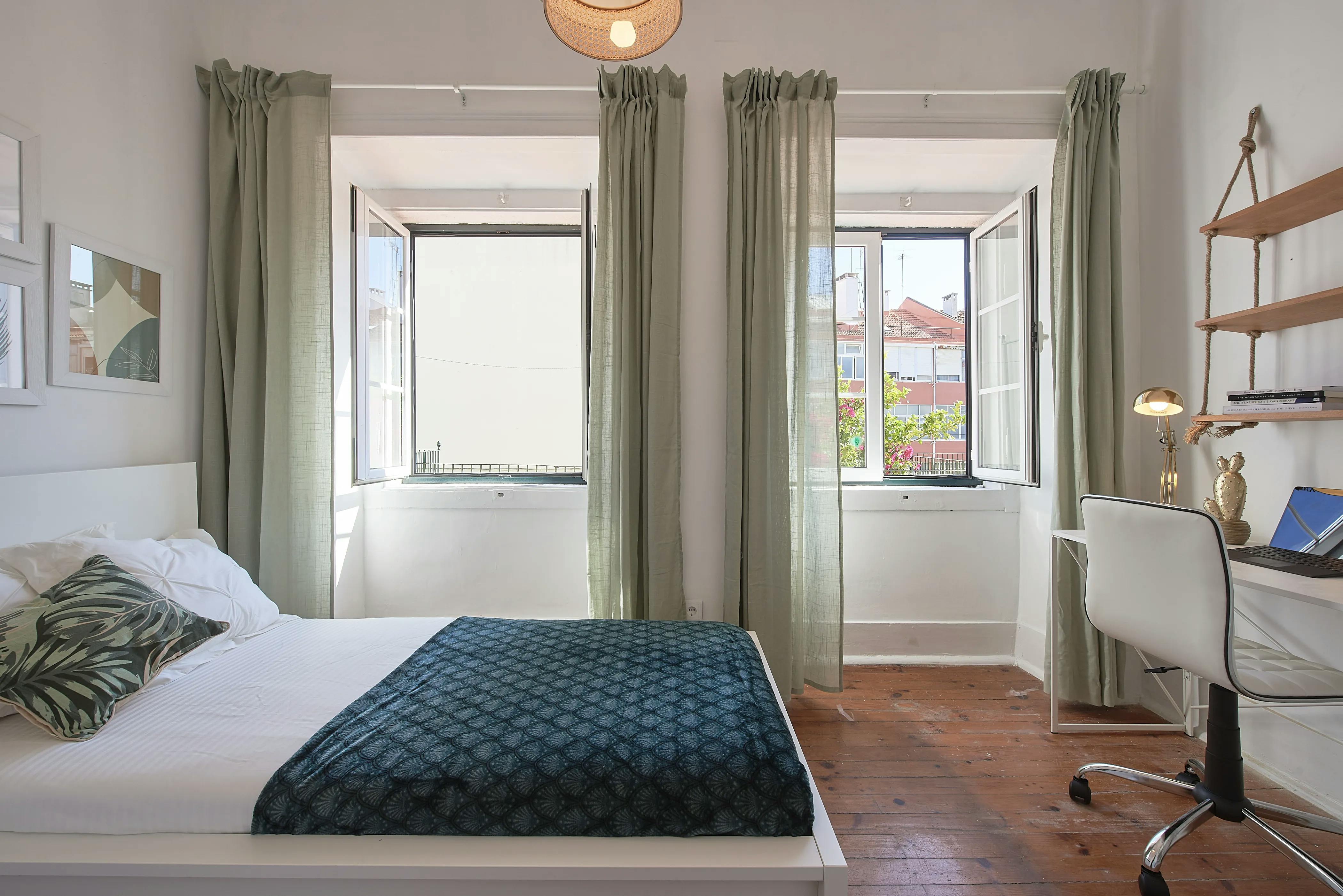 Largo Domingos Tendeiro, Lisbon preview