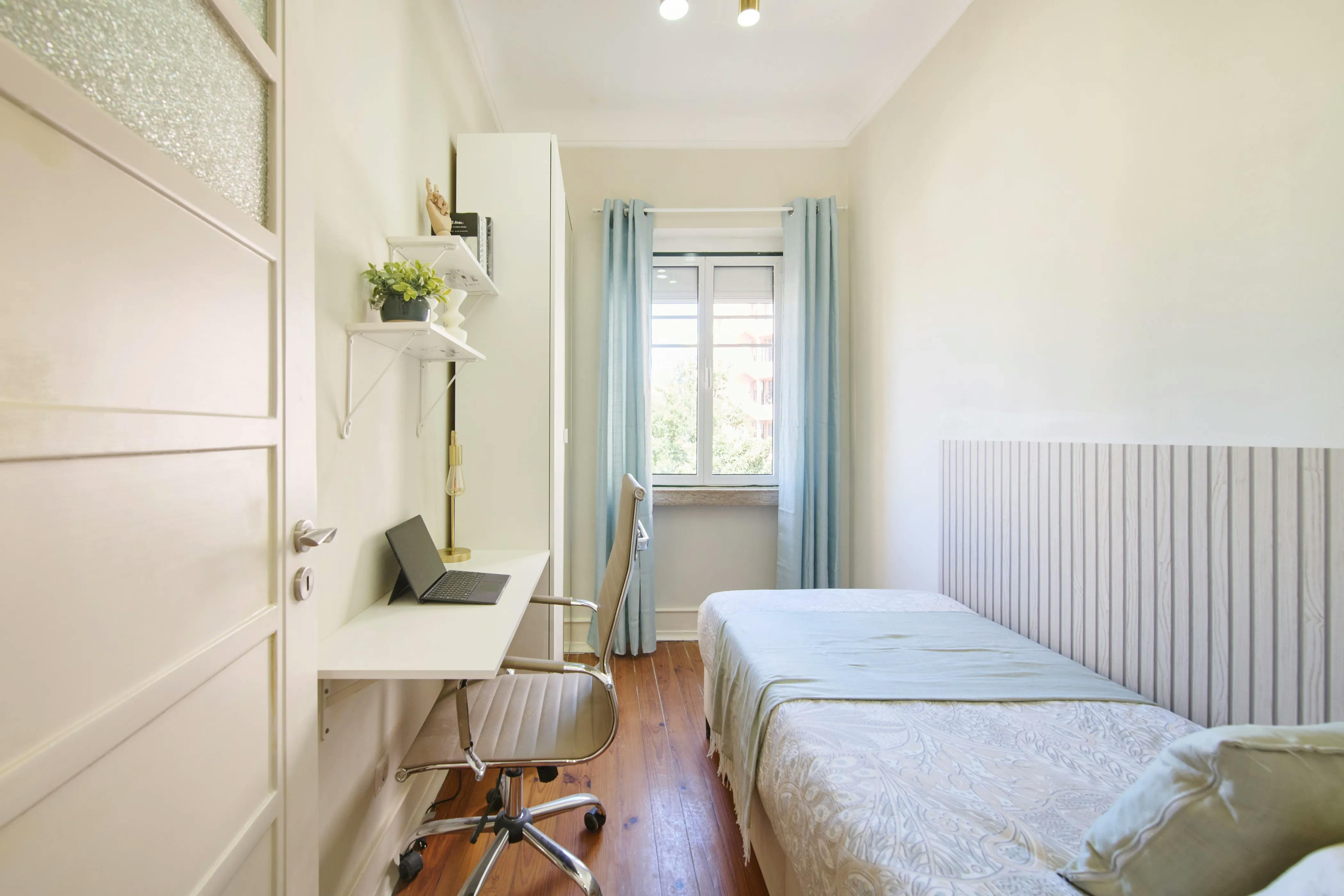 Avenida Almirante Reis, Lisbon preview